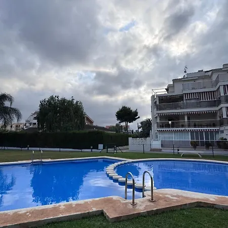 Mares A 250m De La Playa Dénia