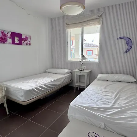 Mares A 250m De La Playa Dénia