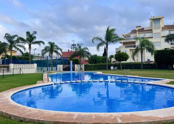 Апартаменти Mares A 250m De La Playa